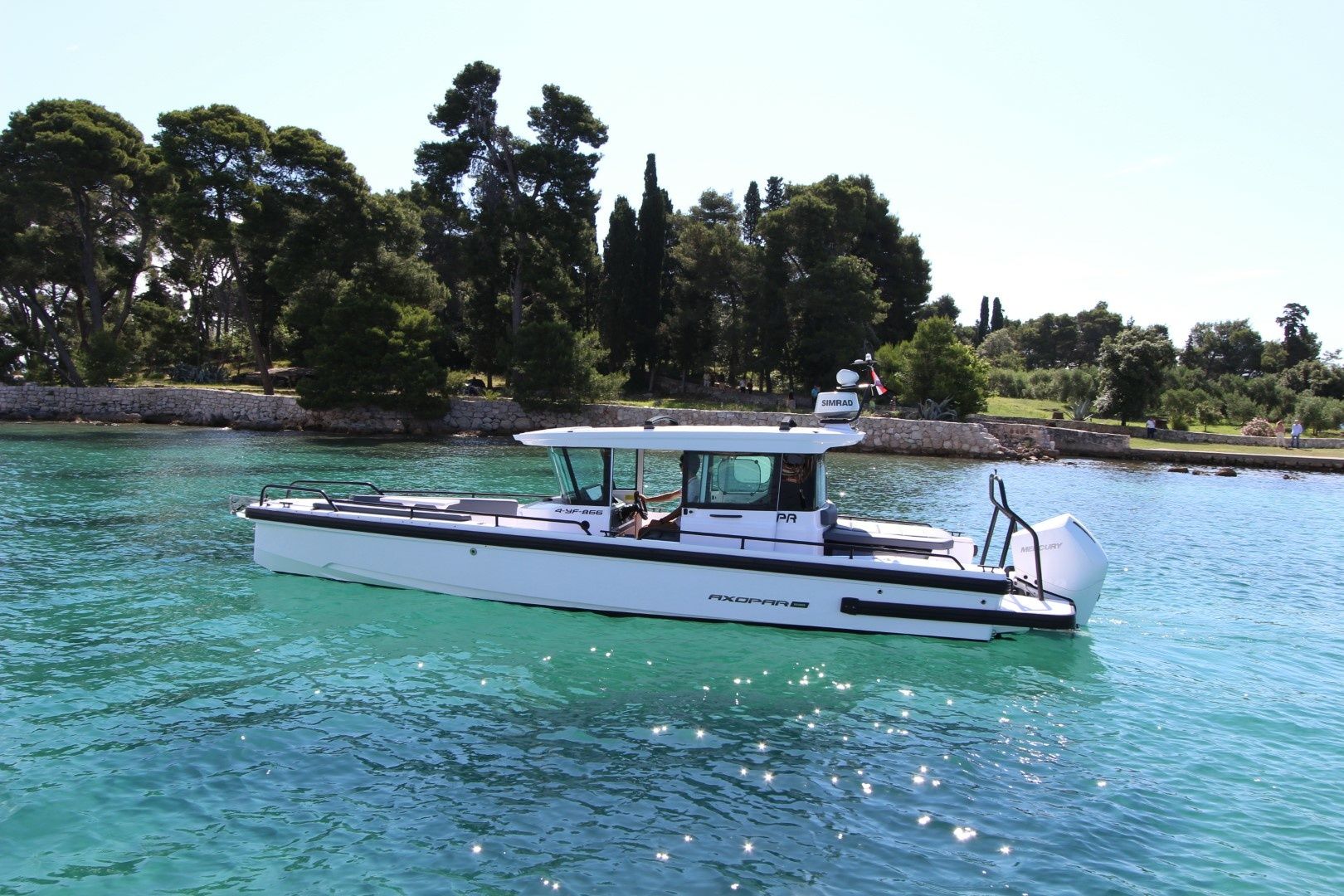 Axopar 28 Cabin | 21