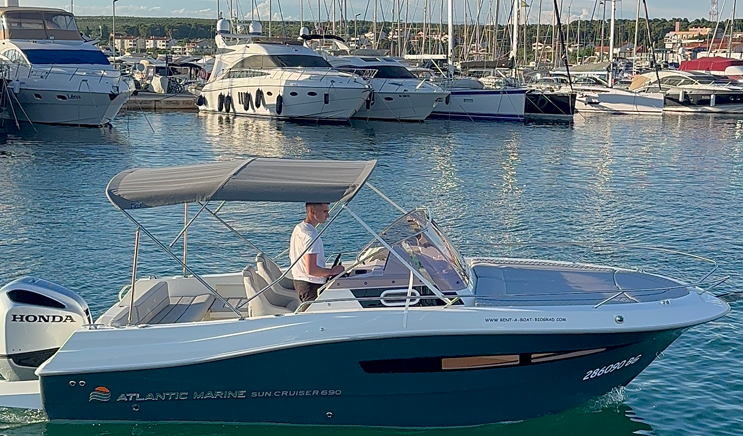 Atlantic Marine Suncruiser 690 | 23