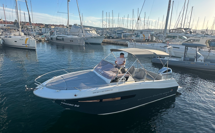 Atlantic Marine Suncruiser 690 | 23