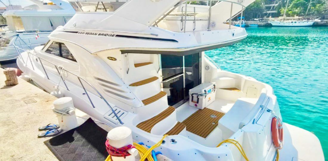 Sea Ray Sedane Bridge 400 | Aquaman