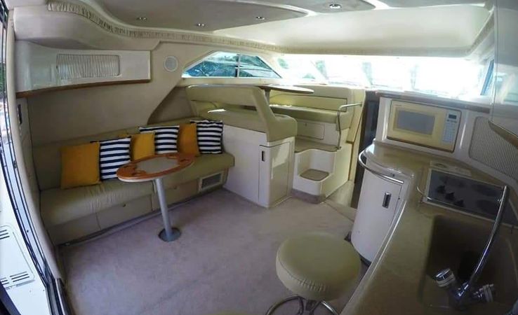 Sea Ray Sedane Bridge 400 | Aquaman
