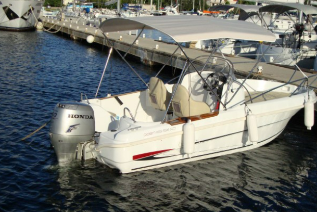 Beneteau Flyer 550 | 09