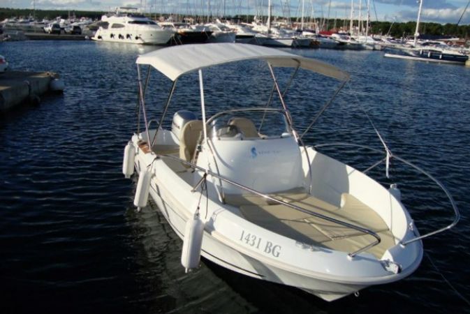 Beneteau Flyer 550 | 09