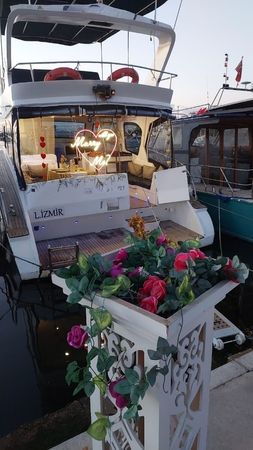 Custom Built 42 | L. Izmir