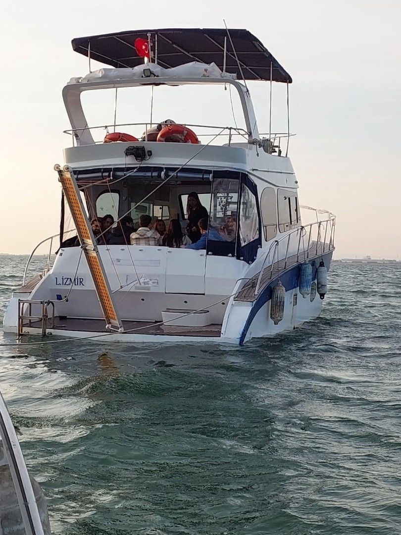 Custom Built 42 | L. Izmir