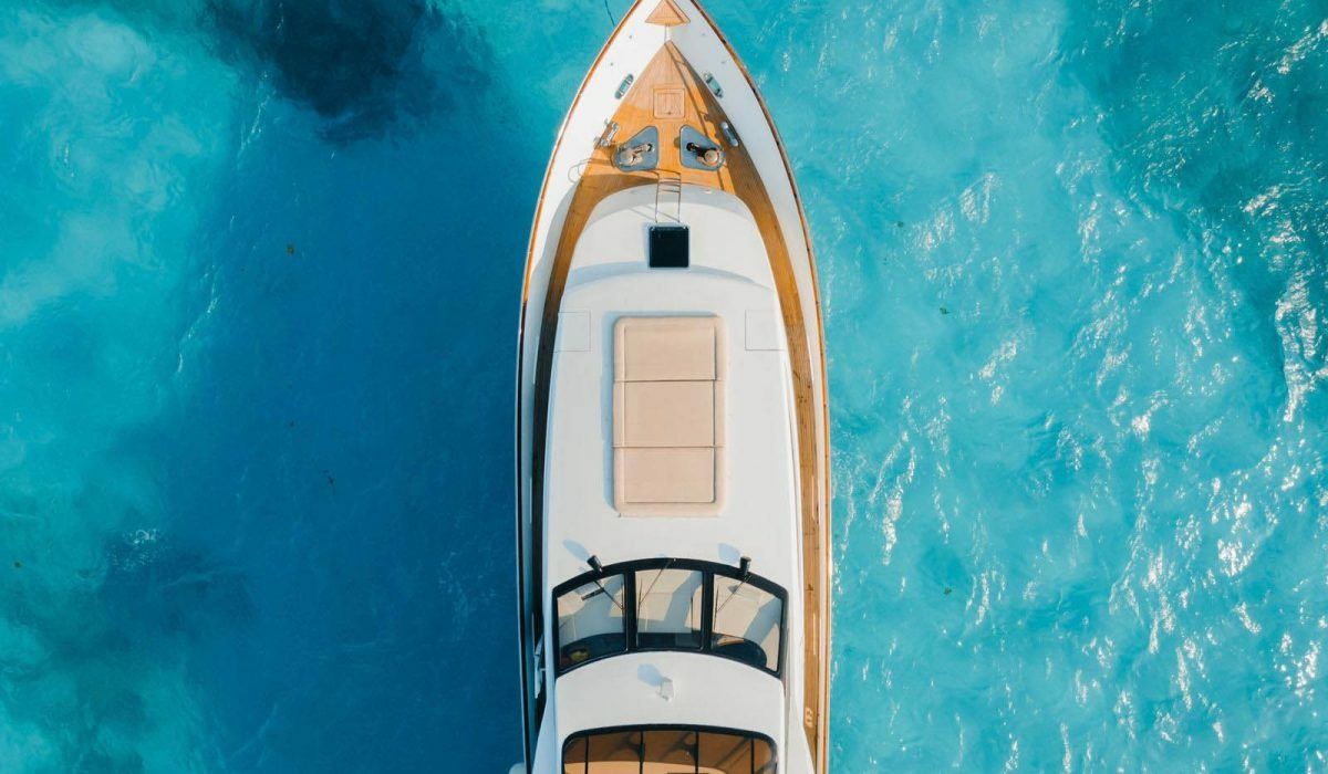 Azimut 100 | El Capricho