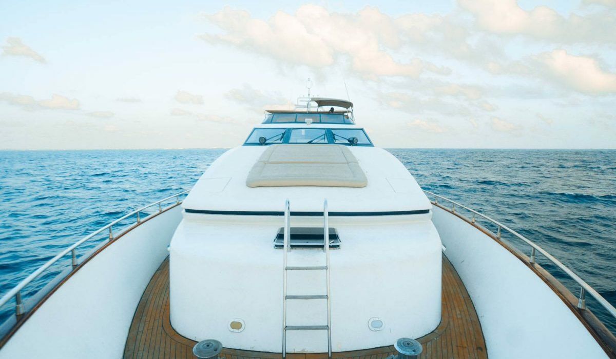 Azimut 100 | El Capricho