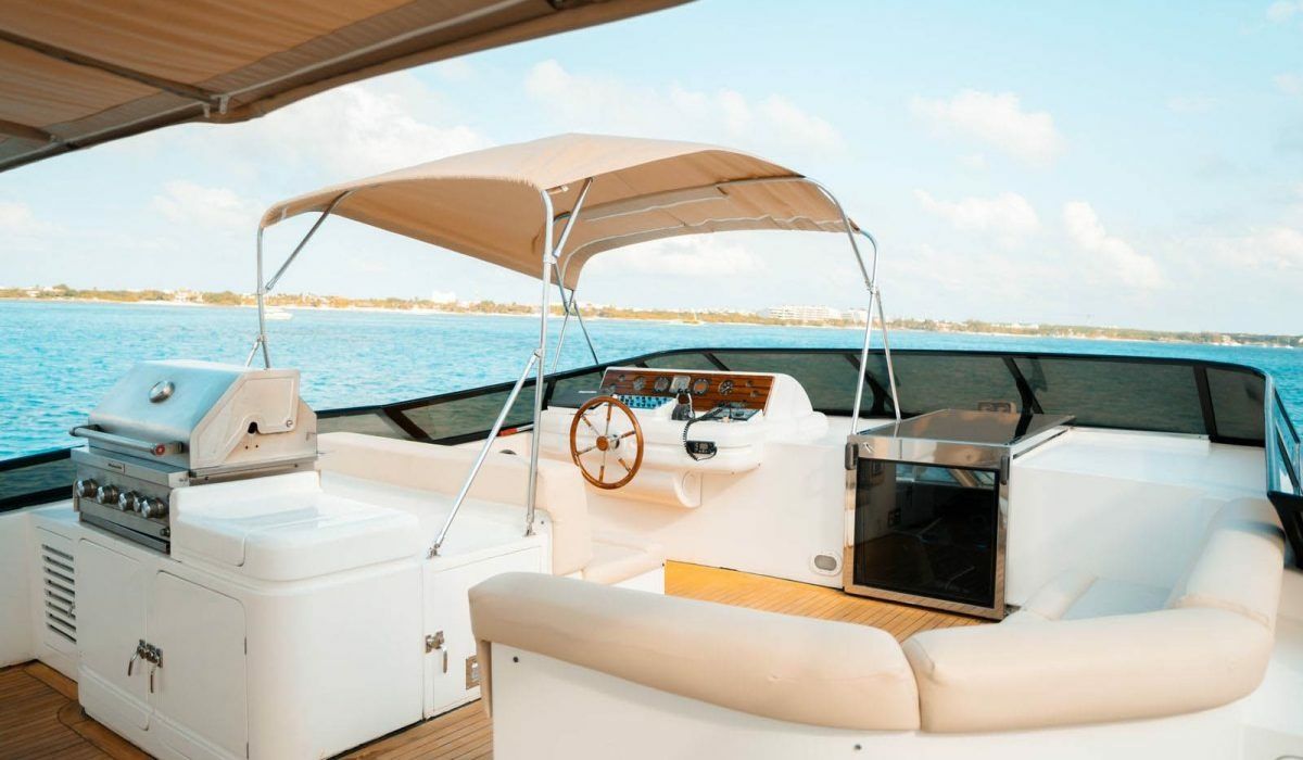 Azimut 100 | El Capricho