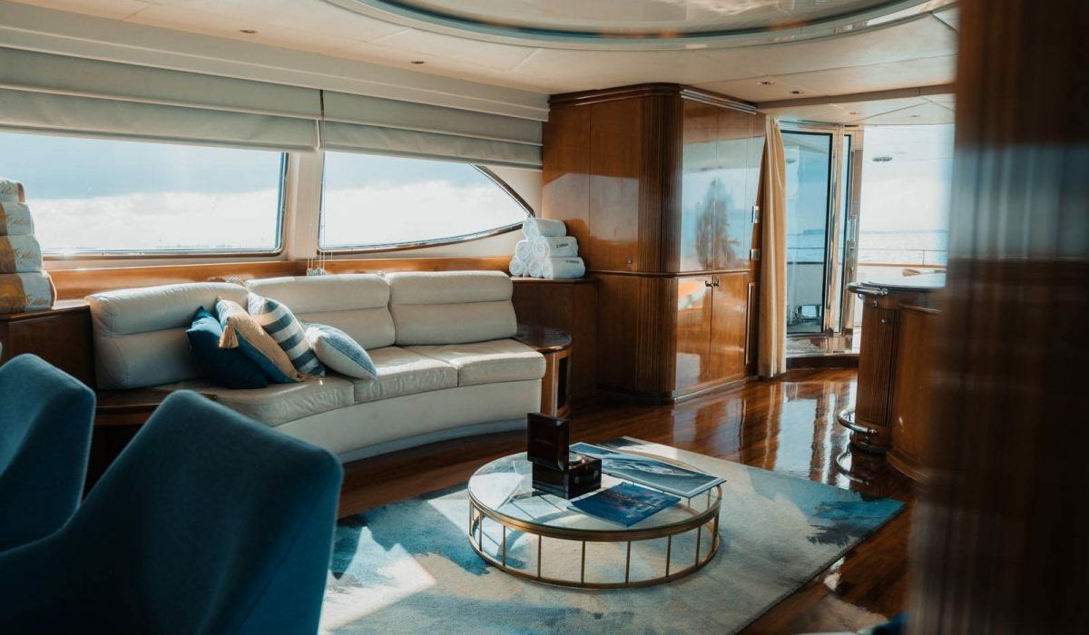 Azimut 100 | El Capricho