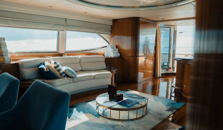 Azimut 100 | El Capricho