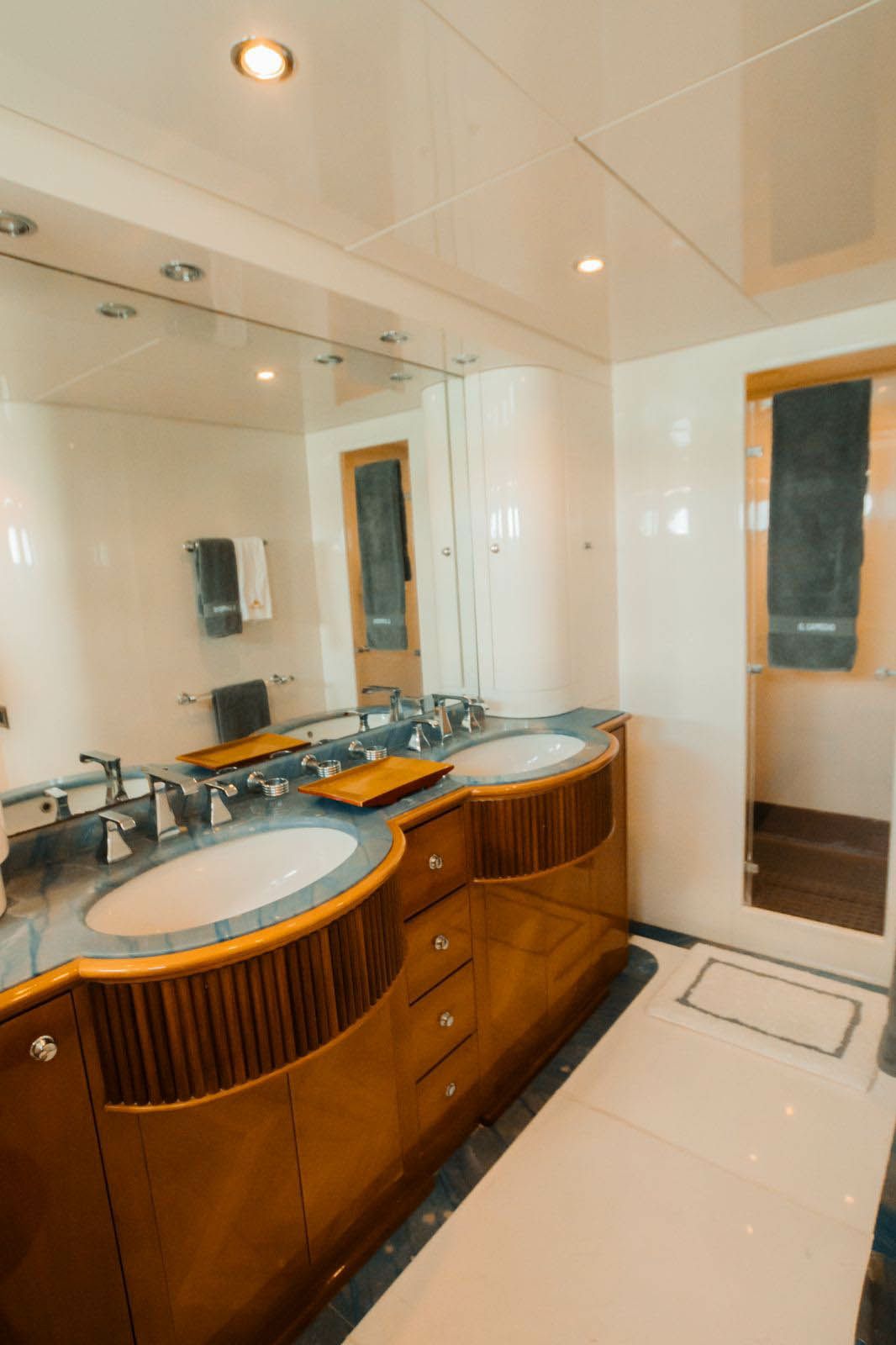 Azimut 100 | El Capricho