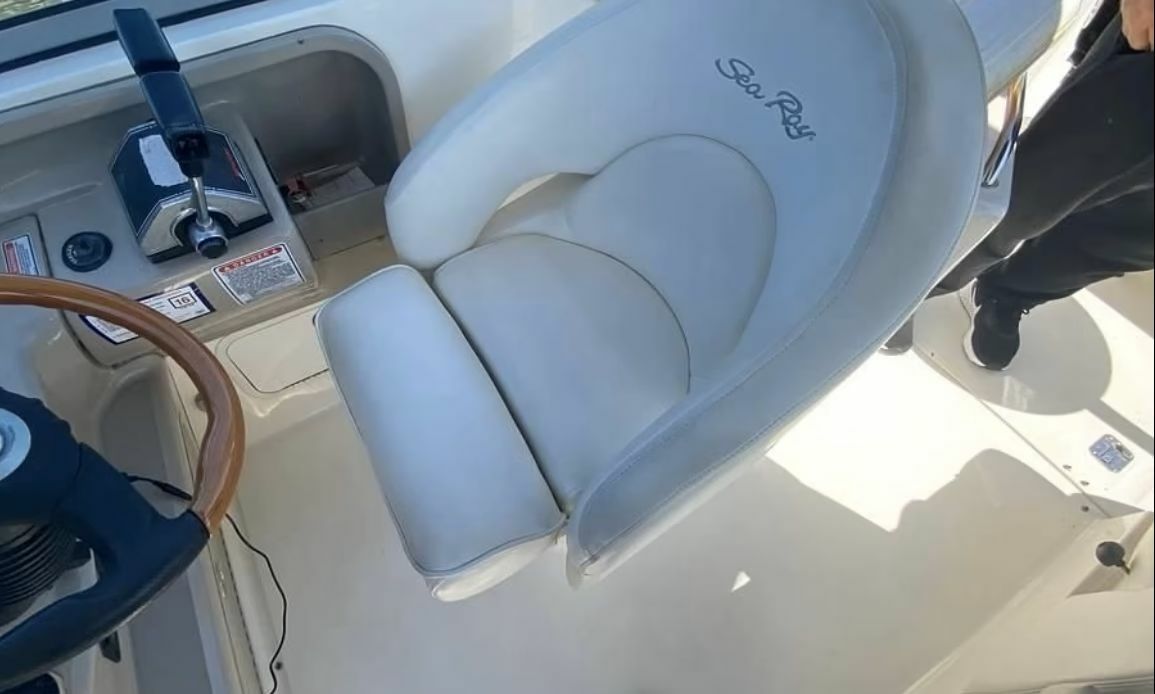 Sea Ray 280 | The Great Escape