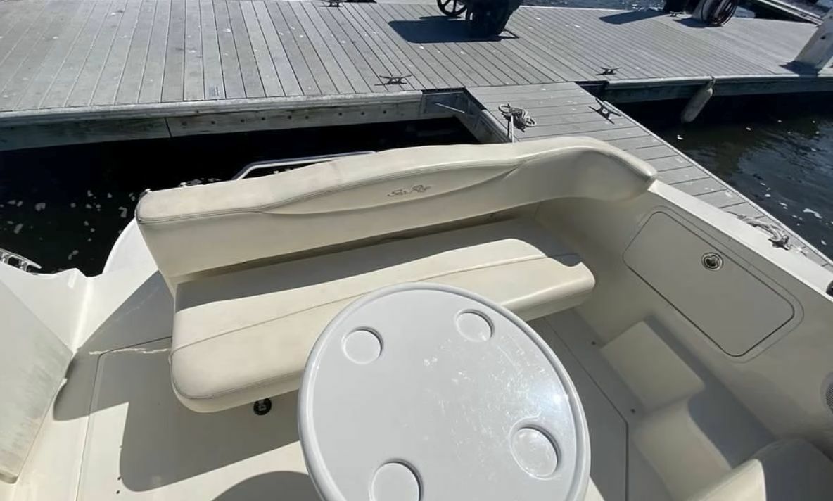 Sea Ray 280 | The Great Escape