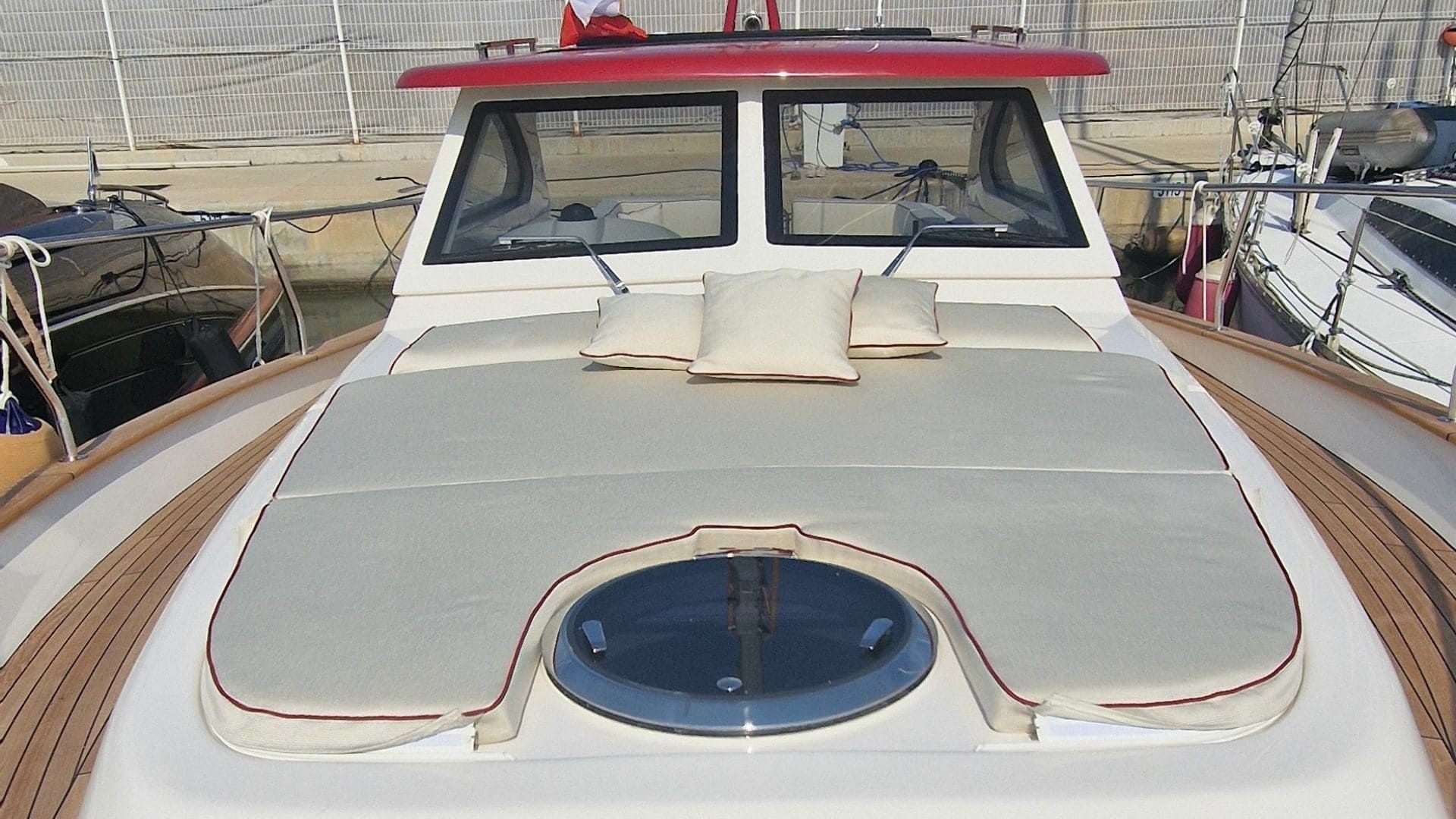 Gagliotta Lobster 35 | Szyja