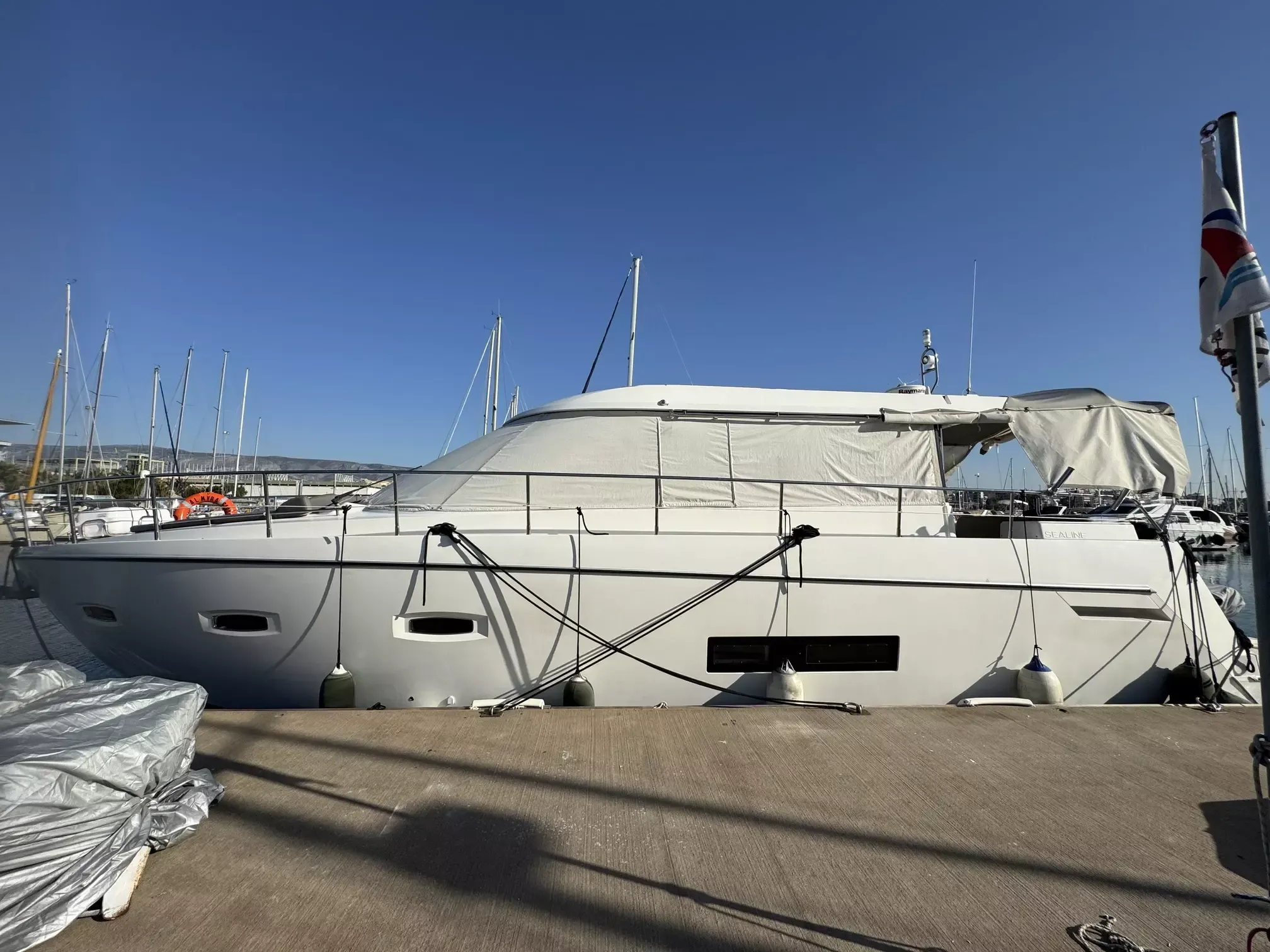 Sealine C48 | Almyra