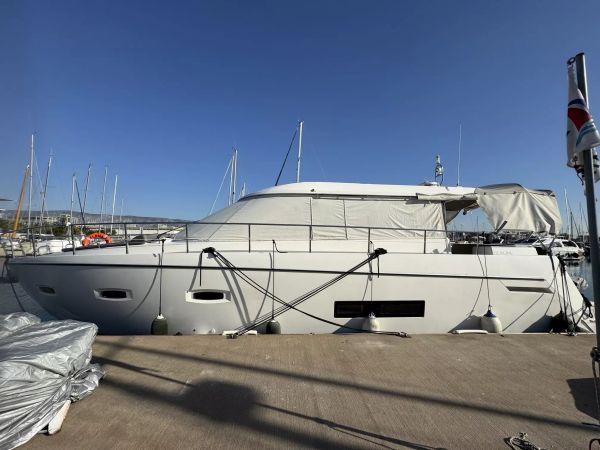 Sealine C48 | Almyra