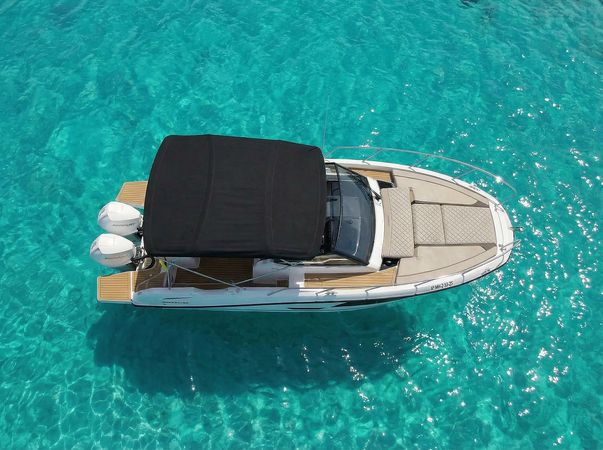 Quicksilver 875 | Skyline 22