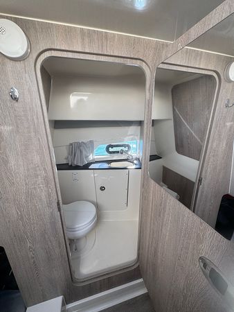 Quicksilver 875 | Skyline 22