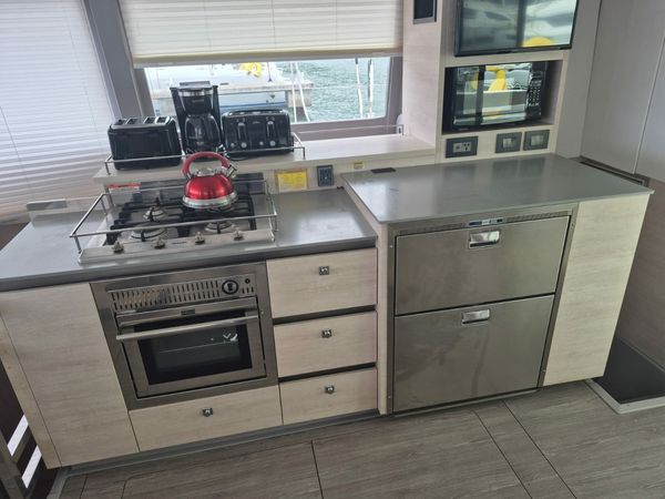 Leopard 50 | Aquaholic