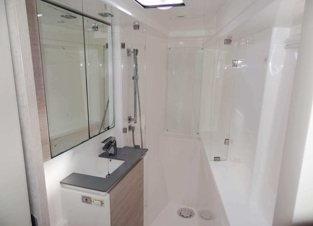 Leopard 50 | Aquaholic