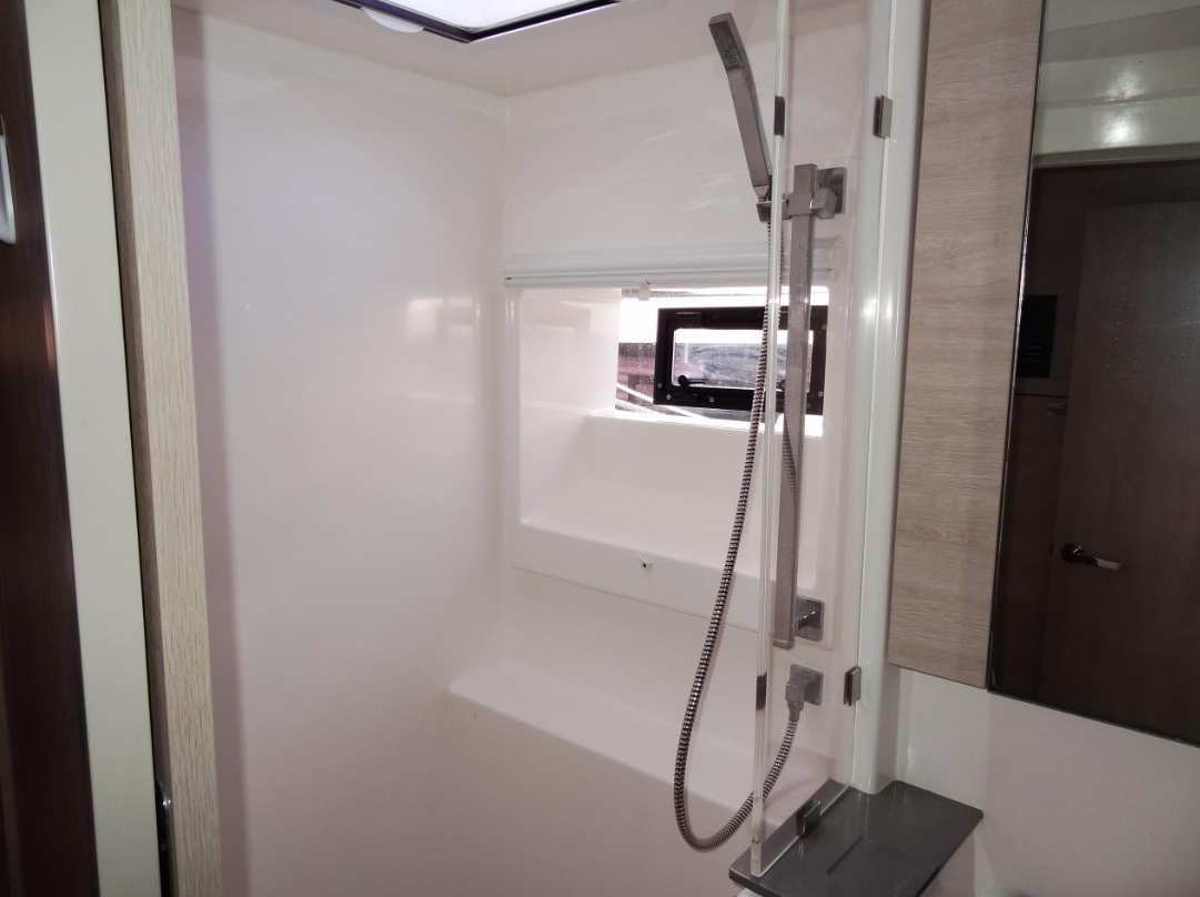 Leopard 50 | Aquaholic