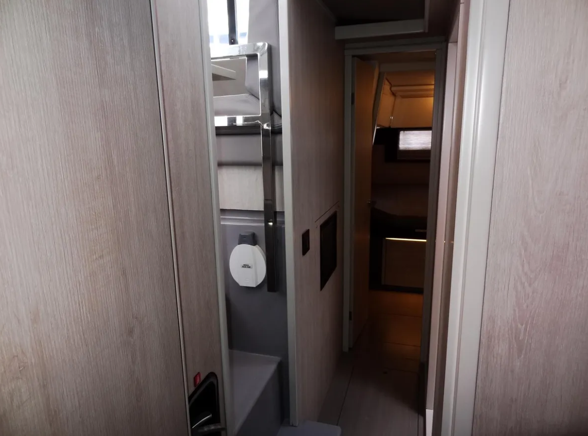 Leopard 40 | Beryl Cinq