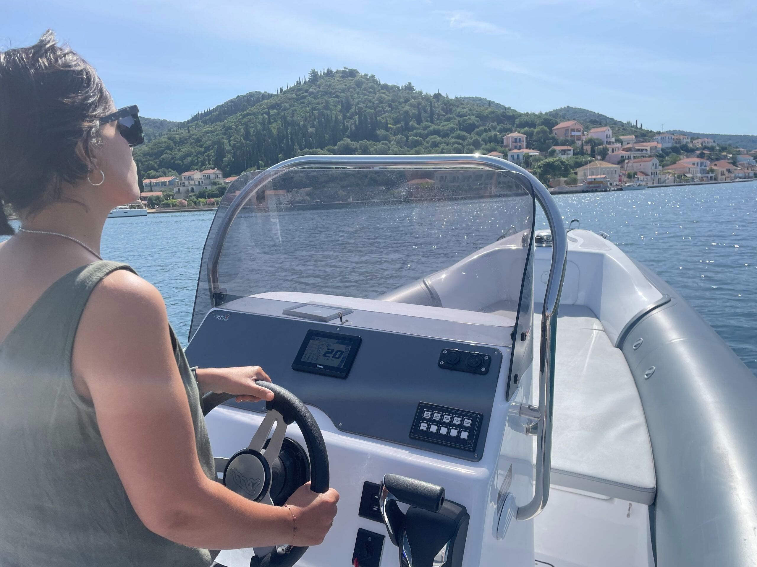 MV Marine 700 | Marine