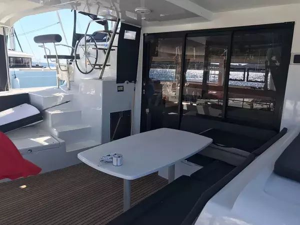 Lagoon 42 | Little Cloud