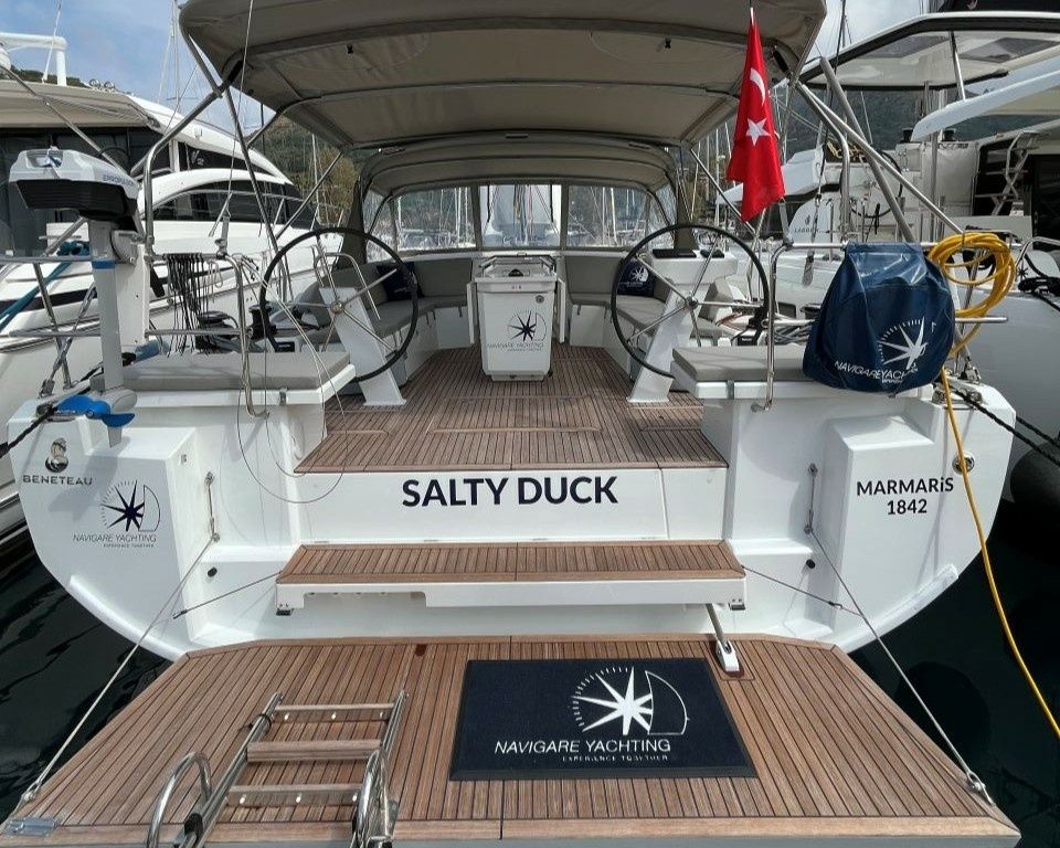 Beneteau Oceanis 46.1 | Salty Duck
