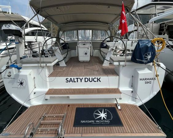 Beneteau Oceanis 46.1 | Salty Duck