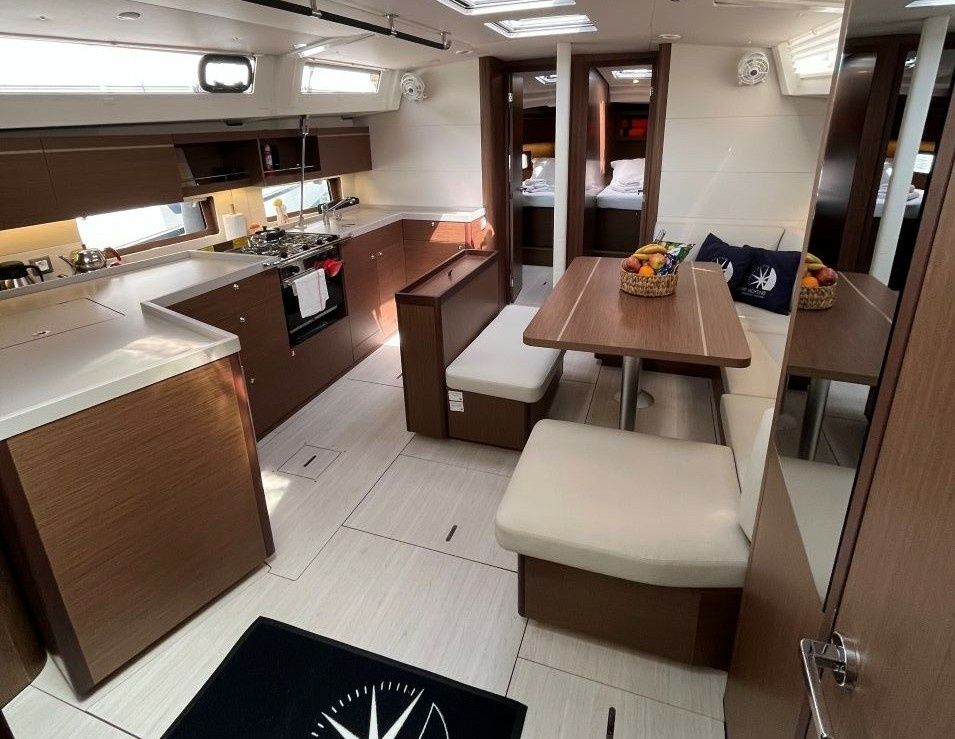 Beneteau Oceanis 46.1 | Salty Duck