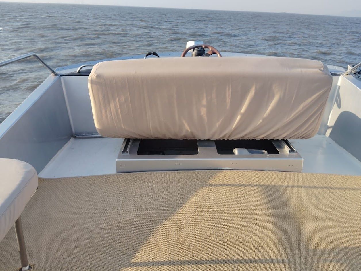 Fairline 40 | Blue Whale