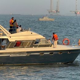 Fairline 40 | Blue Whale