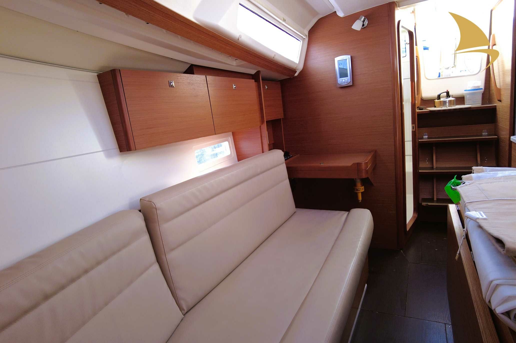 Dufour 310 | Bisou Sale