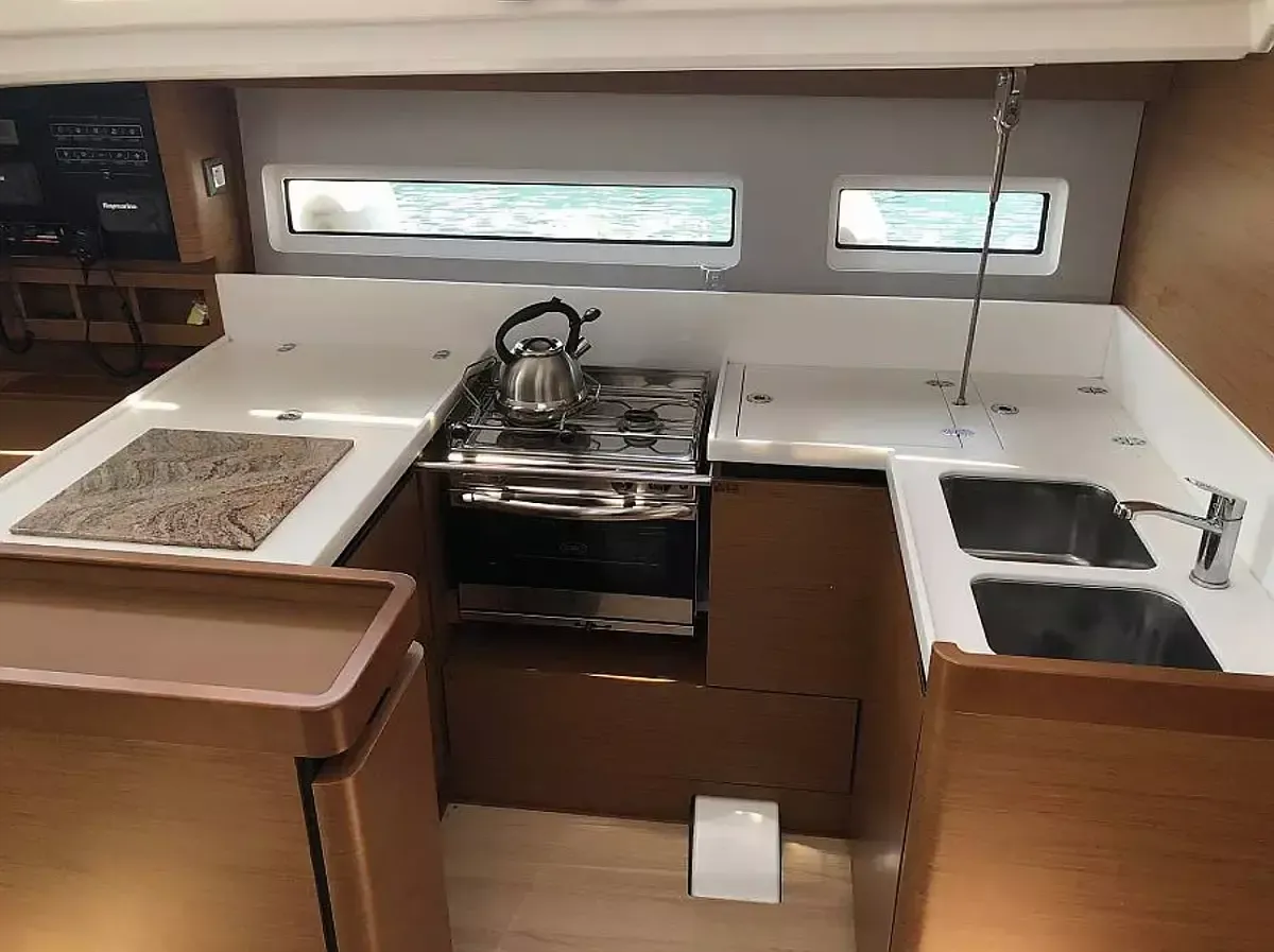 Jeanneau Sun Odyssey 440 | Tikal 3
