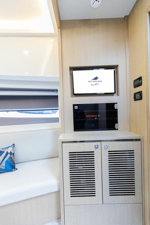 Custom Built 52 | Fin