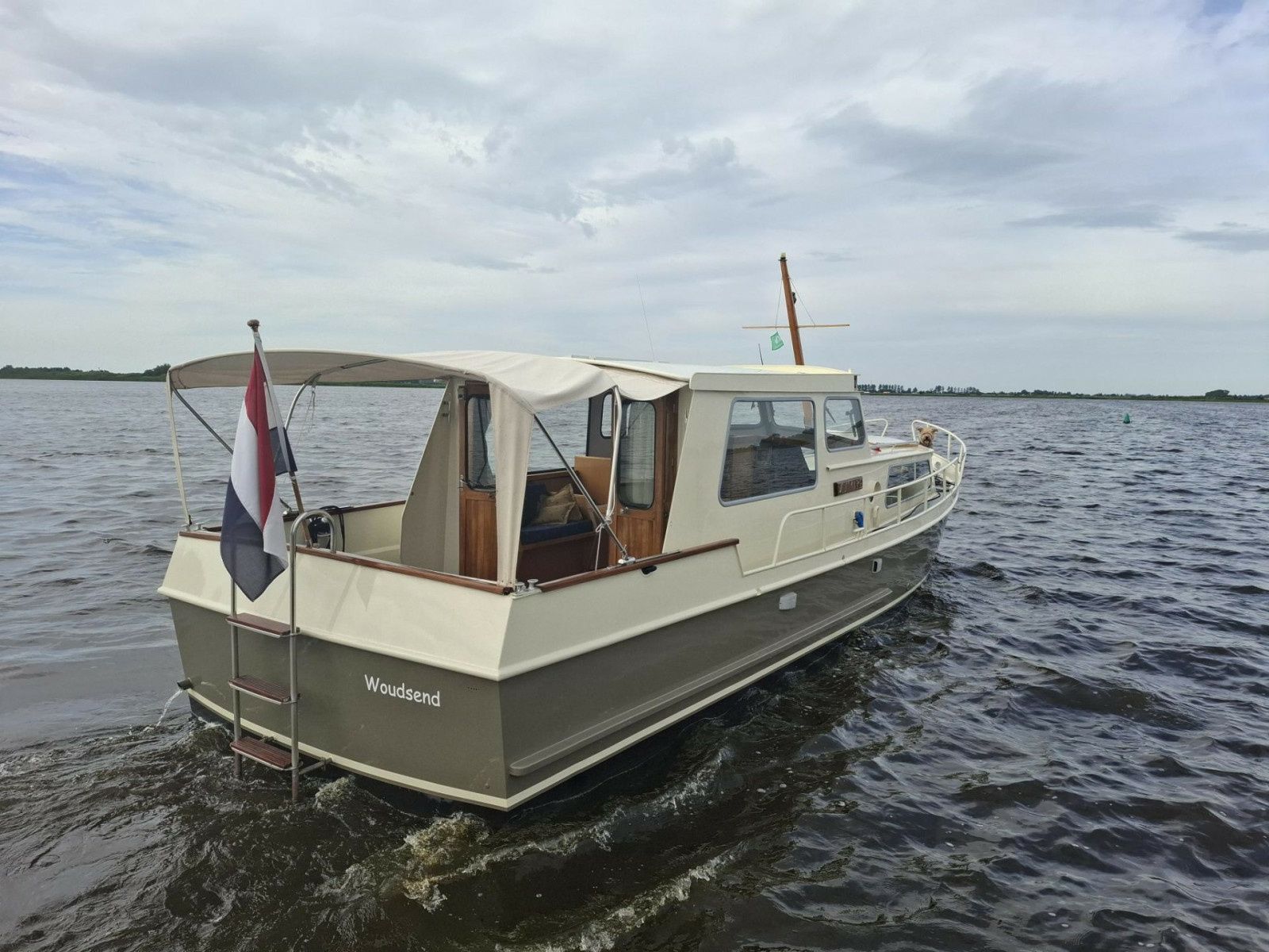 Crown Cruiser | Winimare