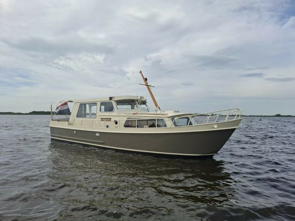 Crown Cruiser | Winimare