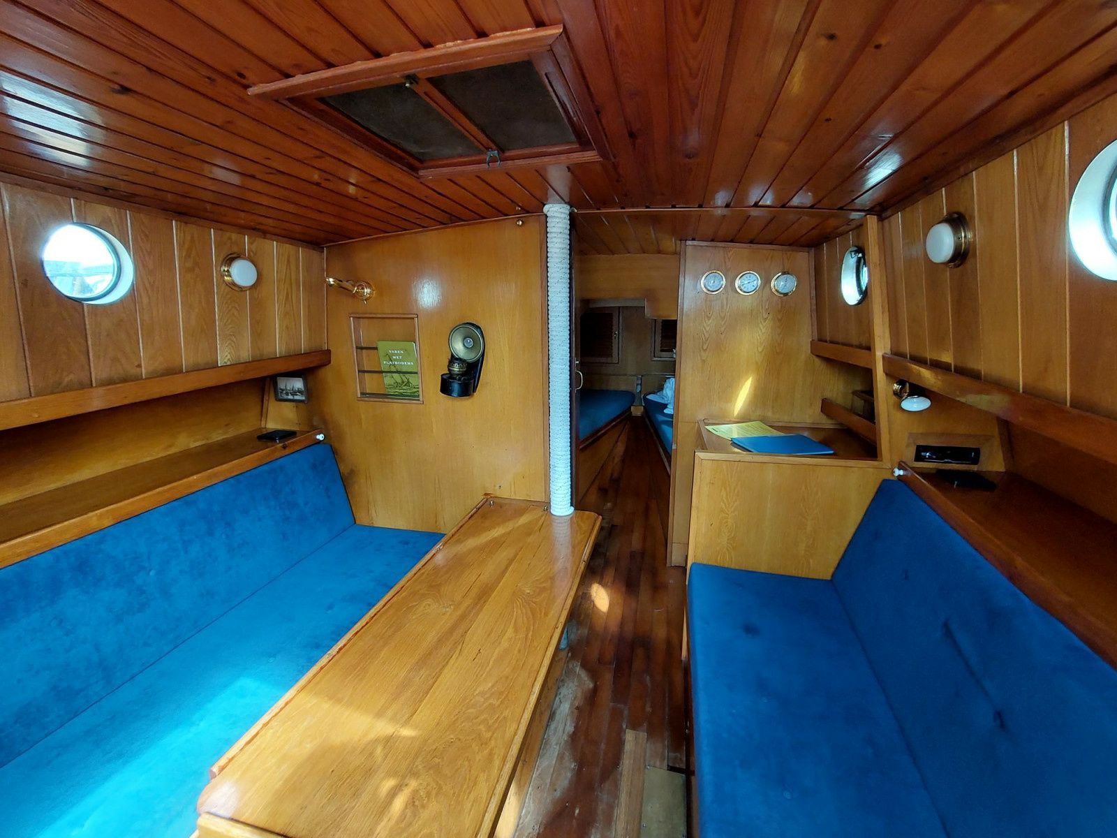 Zeeuwse Schouw Huitema | Dolfjin