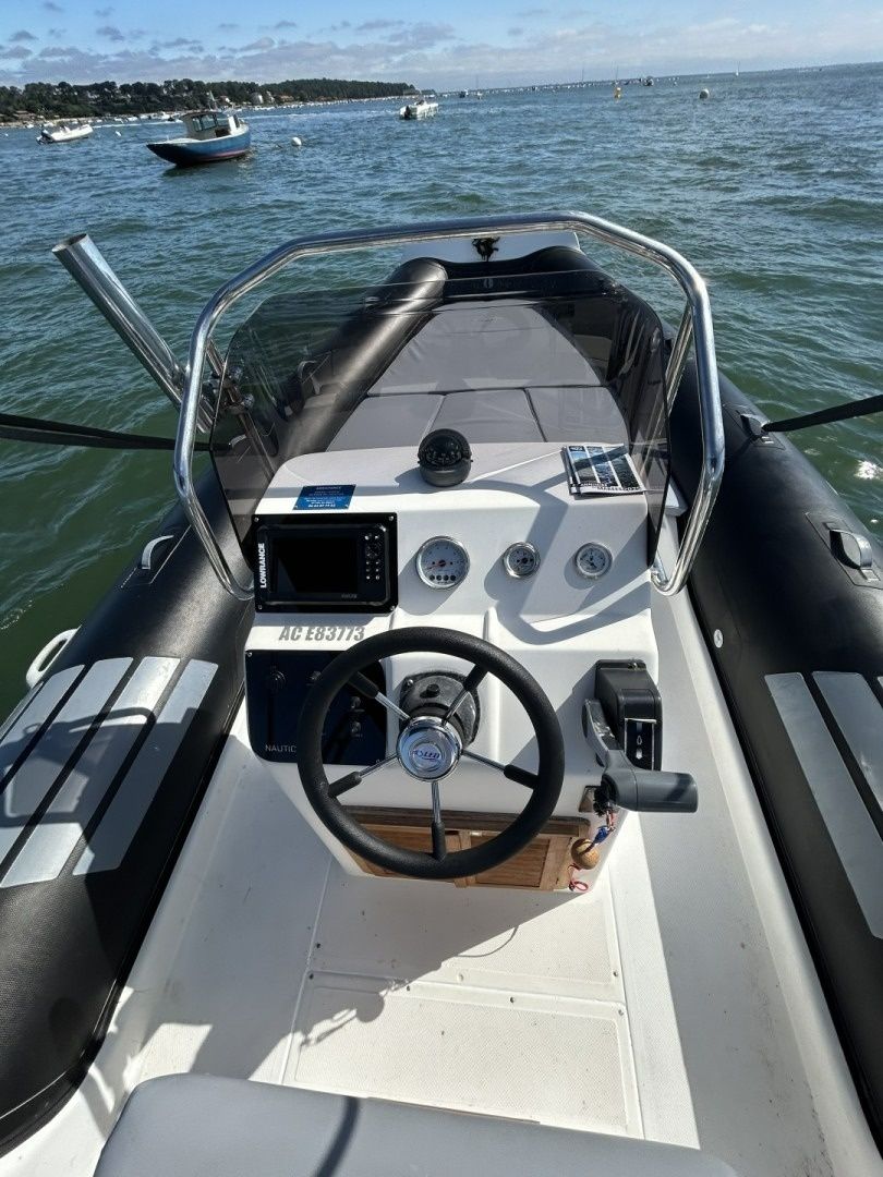 Nautica LED 680 | 17