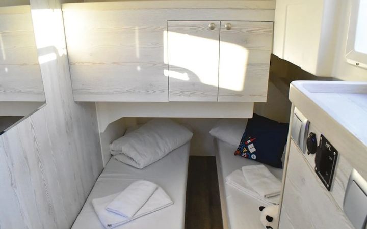 Le Boat Horizon 4 | PF Chertsey 2