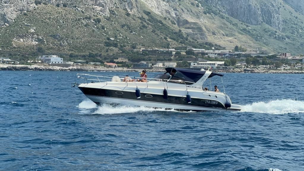 Mano Marine 32.50 | Piccopi