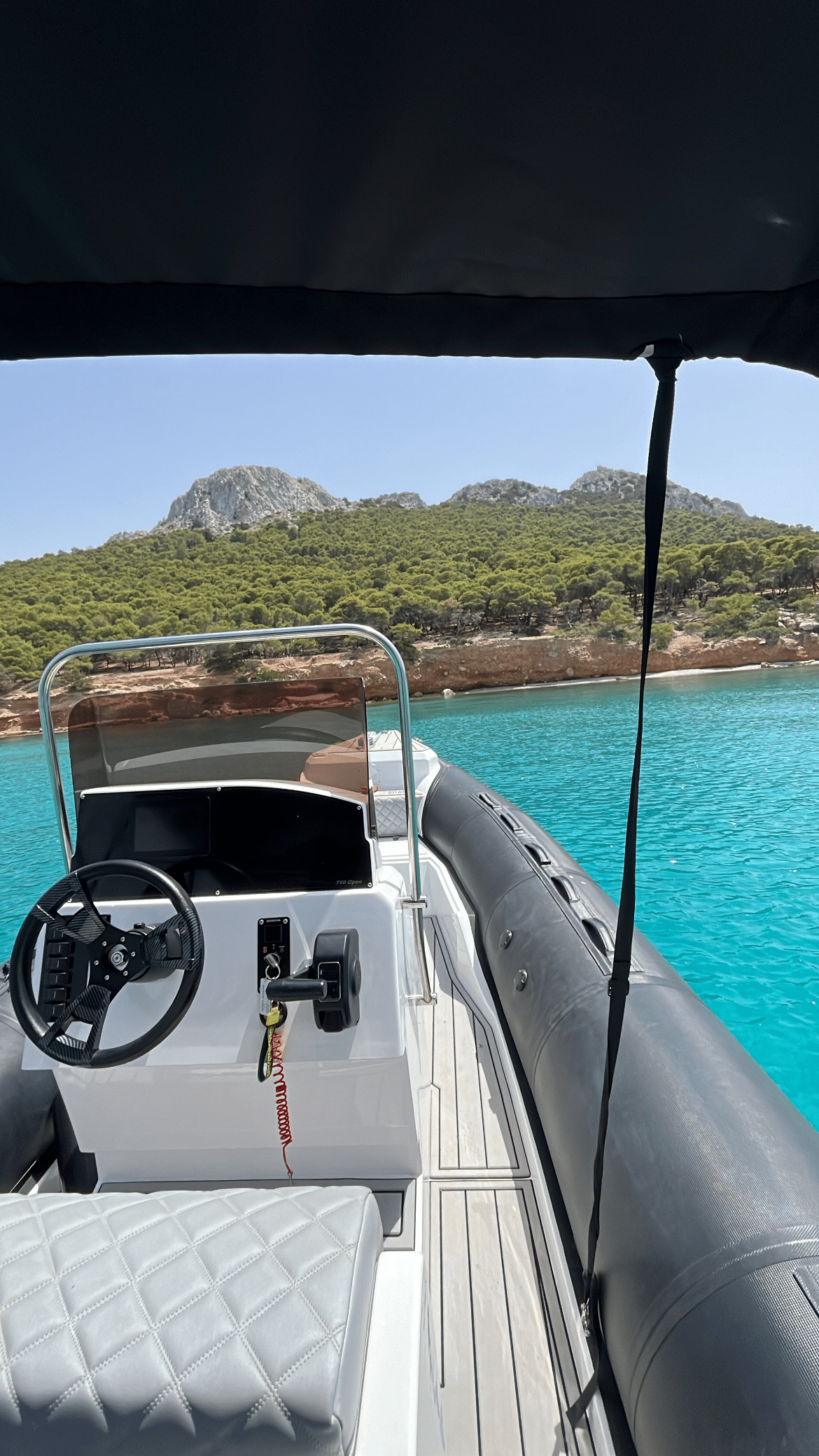 Grand 750 | Christos