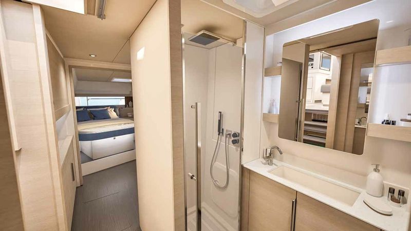 Fountaine Pajot New 44 | Makatea
