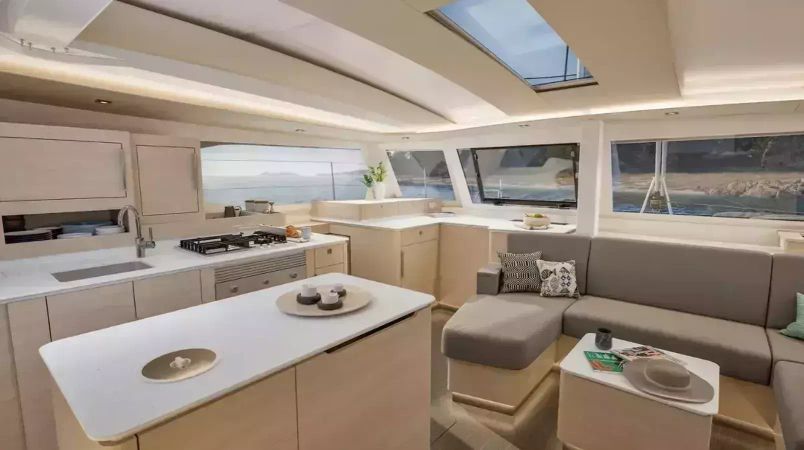 Fountaine Pajot New 44 | Makatea