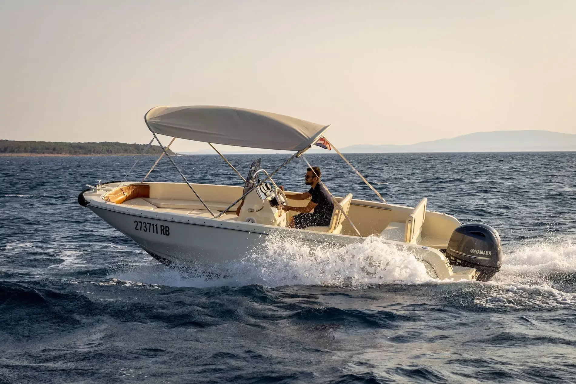 Invictus 190 FX | 16