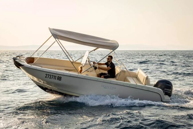 Invictus 190 FX | 16