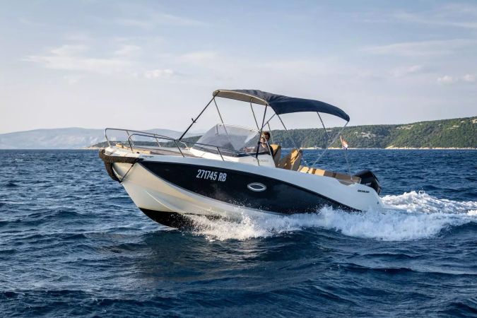 Quicksilver 675 Sundeck | 21