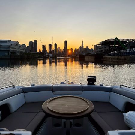 Sea Ray 250 | Liberty Pearl