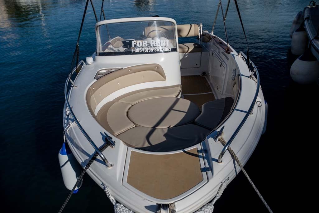 Quicksilver Commander 600 | 03